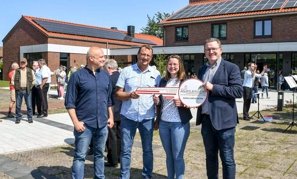 ERÖFFNUNG DORF-VER ANSTALTUNGSZENTRUM ALTE FEUERWEHR ZETEL 7